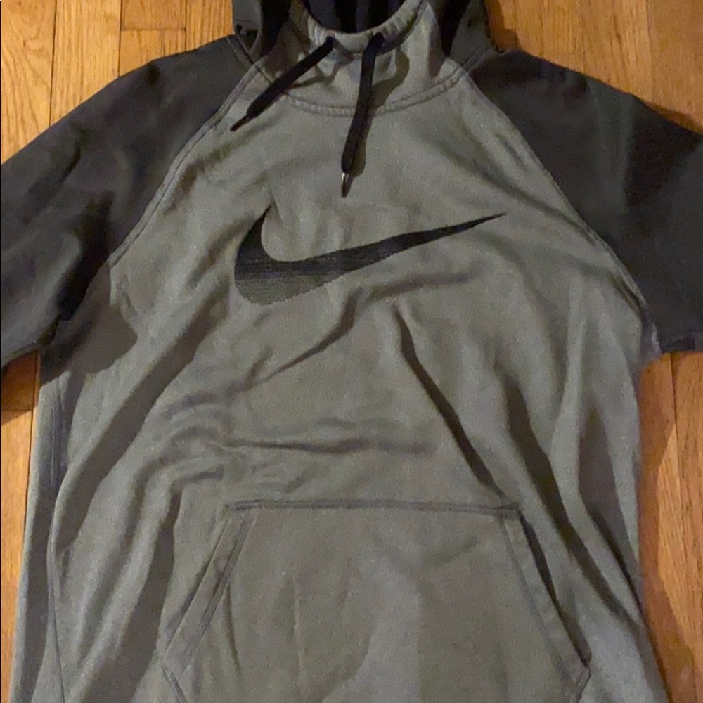 NIKE sweatshirt